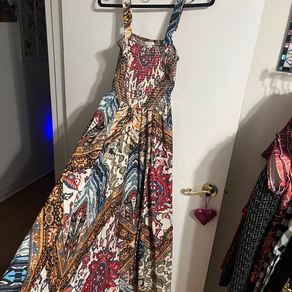 Dresses & Skirts - 💝 Small Colorful Multi Patterned Maxi Dress